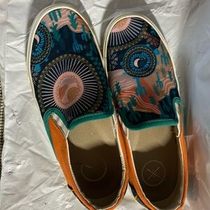 Inkkas slip on size 8.5